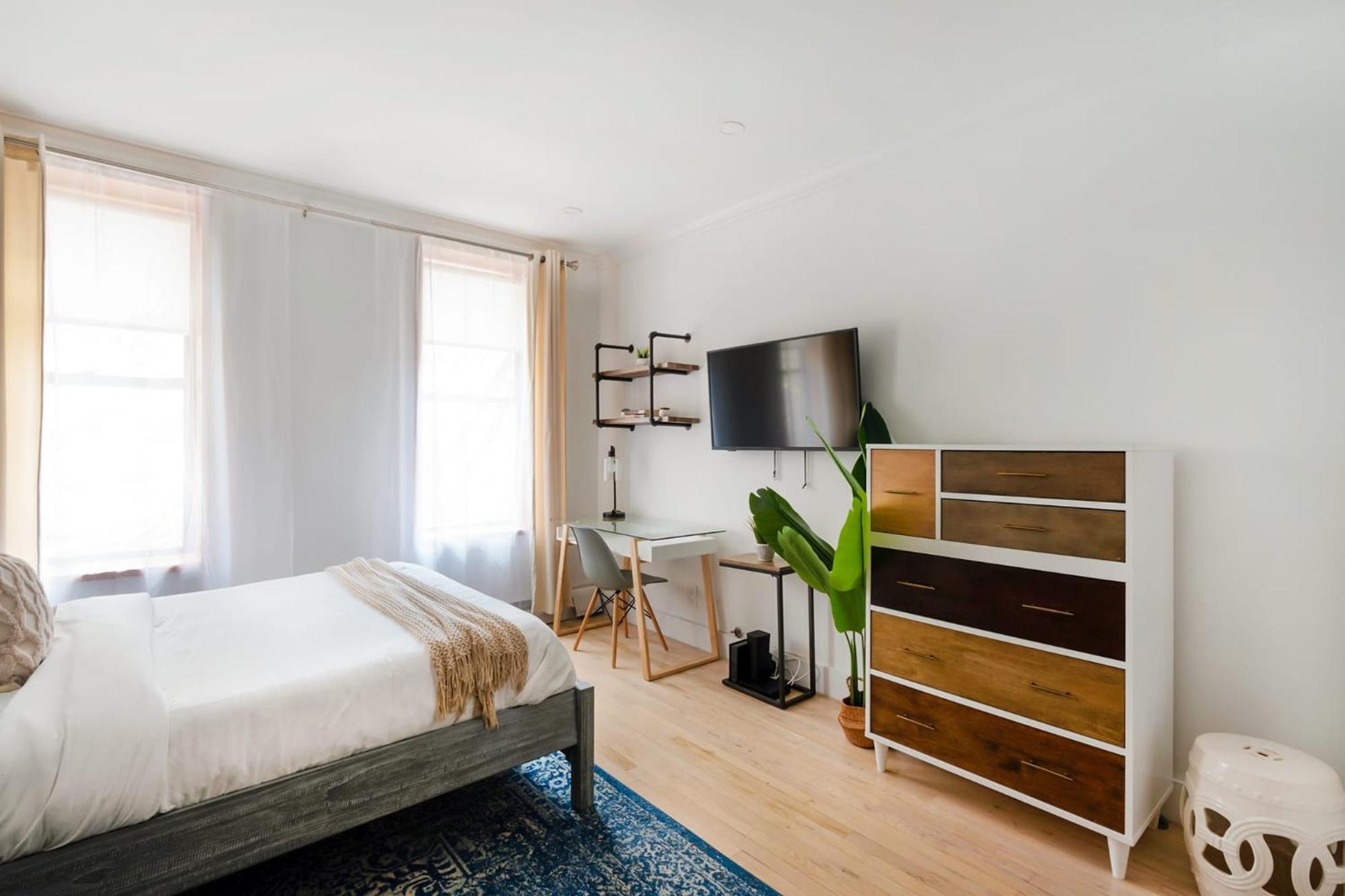 1597-7 Luxury Upper East W&d In Unit