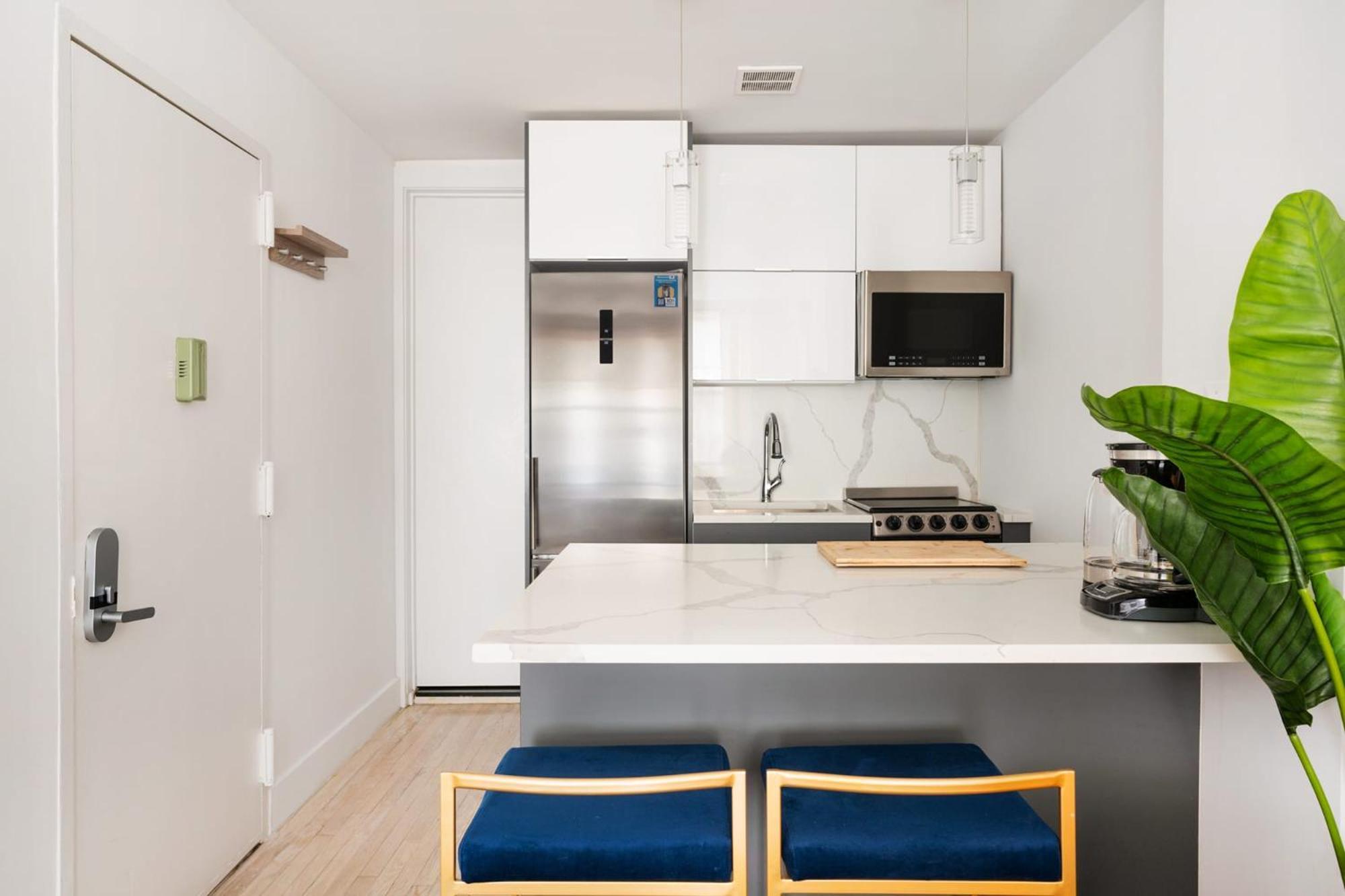 1597-7 Luxury Upper East W&d In Unit *